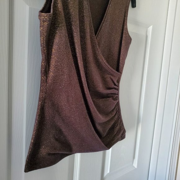 Ann Taylor Sleeveless Surplice V-neck Top | Like New | XSP | Brown Gold Metallic - Picture 5 of 13